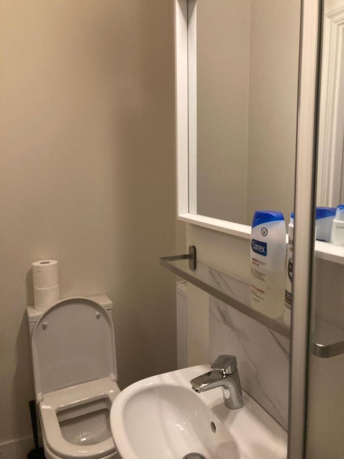 The Dimmer 2 Bedroom Apartment London Luaran gambar